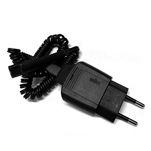 Braun Smart Plug MN schwarz 6V, Steckernetzteil, gewendelt, BULK