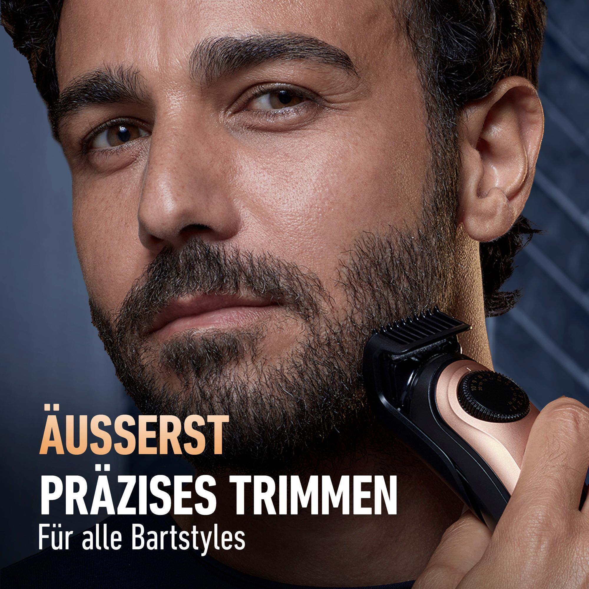 Ein Mann trimmt seinen Bart mit dem King C. Gillette Trimmer Pro fÃ¼r alle Bartstyles