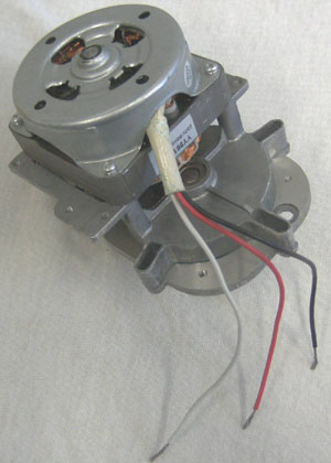 KW704553
