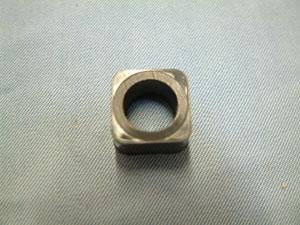 996530050541